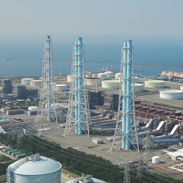 ���V���Η͔��d��