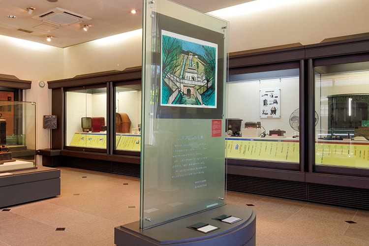 �O���򔭓d��