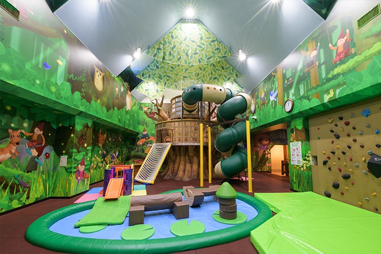 ����䂤�فu�c���[�n�E�X�v