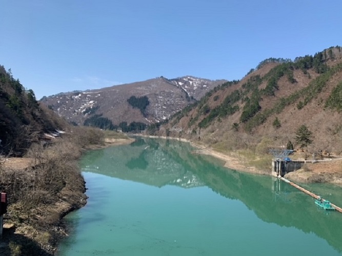 �~�̌b�݁u�����ΒY�v��L�����p���鐅�� �C���[�W