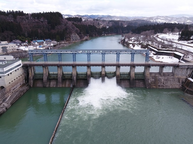 �~�̌b�݁u�����ΒY�v��L�����p���鐅�� �C���[�W