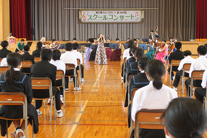 �n��̎q��������������u���̔��v���X�e�[�W�ɍʂ��Y���܂��� �C���[�W3