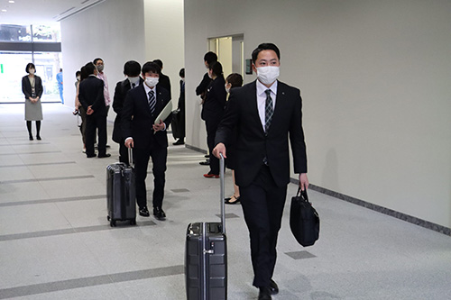 ���Ў������̐V���Ј��̗l�q�ł� �C���[�W8