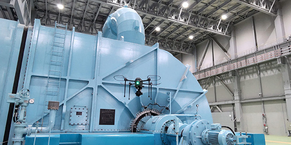 ������z�Η͔��d�����ɂ��b�𕷂��܂��� �C���[�W11