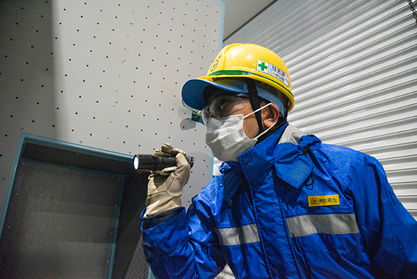 ������z�Η͔��d�����ɂ��b�𕷂��܂��� �C���[�W17