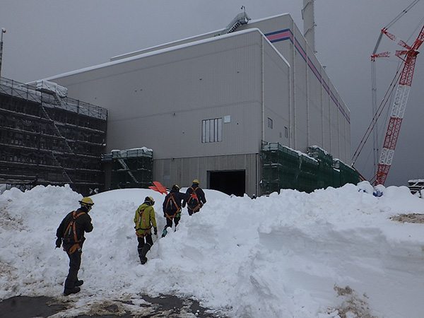 ������z�Η͔��d�����ɂ��b�𕷂��܂��� �C���[�W22