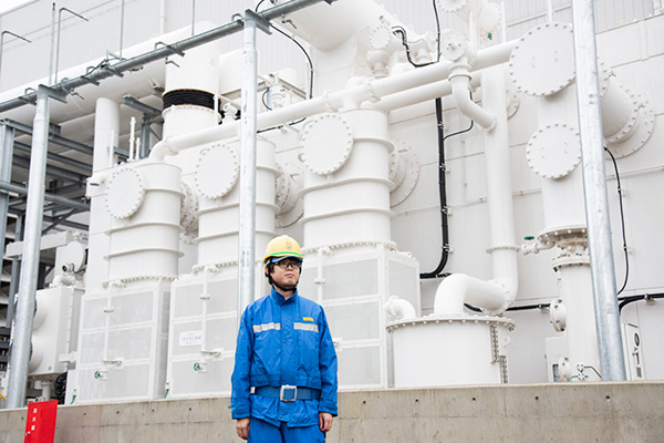 ������z�Η͔��d�����ɂ��b�𕷂��܂��� �C���[�W24