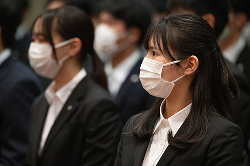 �����̐V���Ј��̊F����̗l�q�ł� �C���[�W6