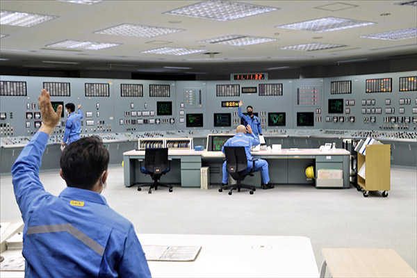 �V�~�����[�^�P�� �C���[�W2