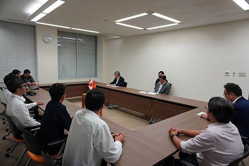 ���C�e�[�}�́u���z�d�l�b�g���[�N�̎������v �C���[�W6