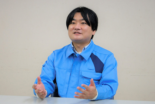 �֌W�҂ɕ����`�Η͂̒E�Y�f���Ɍ������傫�ȂP���` �C���[�W3