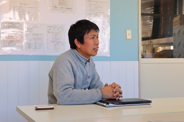 �q�[�g�|���v���p�����H���Ă���g�}�g�_�Ƃ��܂ւ��b���f���܂��� �C���[�W1