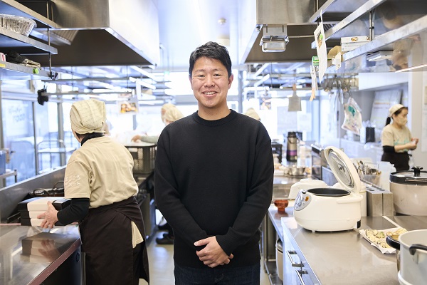 �V�j�A����̏��n�o���A��҂̕��S�����炵�����B���҂������₷���Љ�̂��߂̑��� �C���[�W1