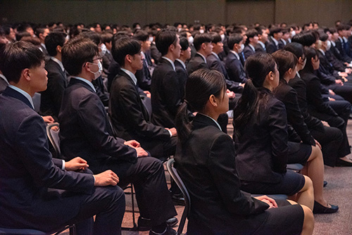 ��y�Ј��ɂ��r�f�I���^�[�A�u�����h��������� �C���[�W3