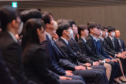 ��y�Ј��ɂ��r�f�I���^�[�A�u�����h��������� �C���[�W6