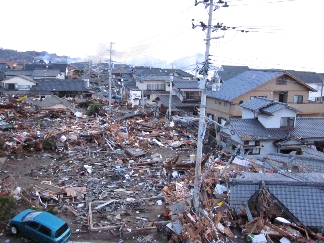 東北地方太平洋地震に伴う東北電力の電力設備被害状況写真 東北電力